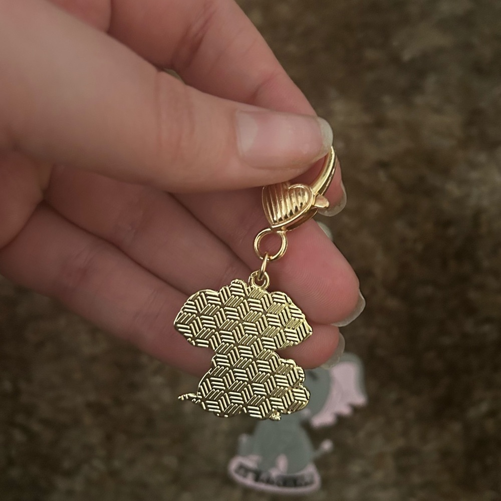 Set of 2 Girl Elephant Key Chains - Picture 4 of 6